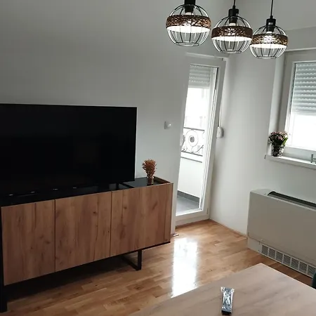 Stan Na Dan Niki 2 Apartment